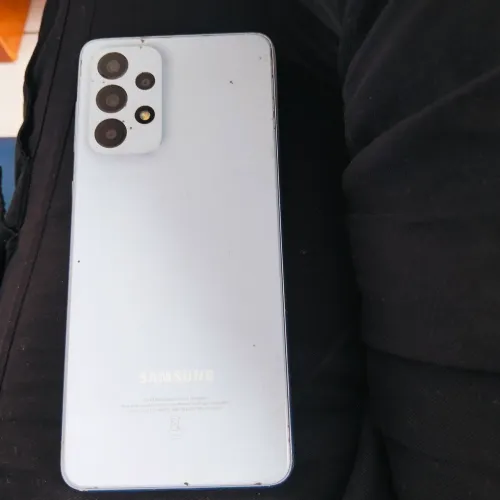 Vendo celular A33- 5:G 
