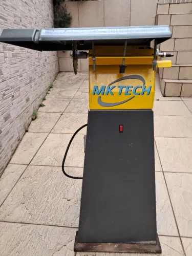 Maquina de corte madeira 220V