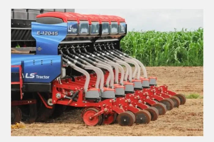 Plantadeira LS Planter 12 Linhas Ano 2017