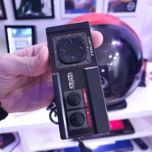 RARO CONTROLE RETÂNGULAR DO MASTER SYSTEM DA TEC-TOY - PORÉM, PRECISA DE REPARO - (LEIA)