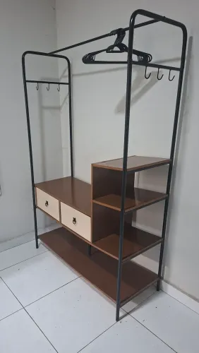 Guarda roupa arara