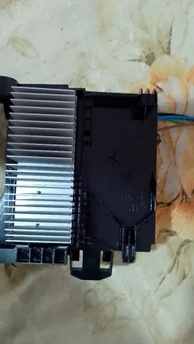 Boa noite estou vendo 2 modelo de condensador de ar condicionado, tudo novo no pv