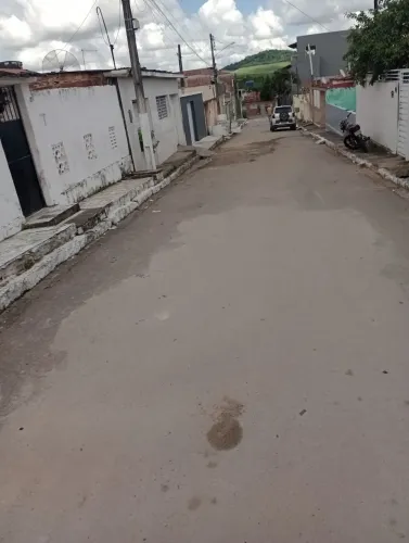 Vende-se está casa