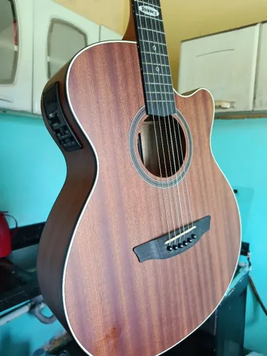 Violão novo $500