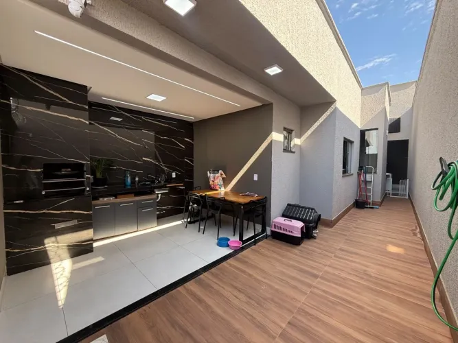 Vende-se casa Residencial Santa Fé I