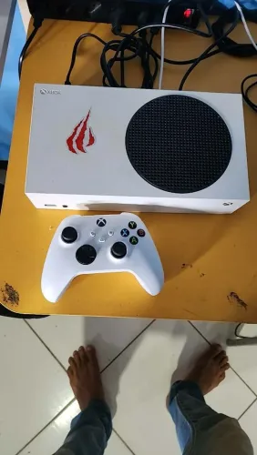 Xbox series s + jogos
