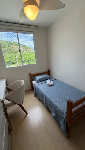 Cama solteiro com colchão