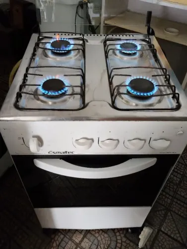 Vendo fogão automático funcionando só o forno