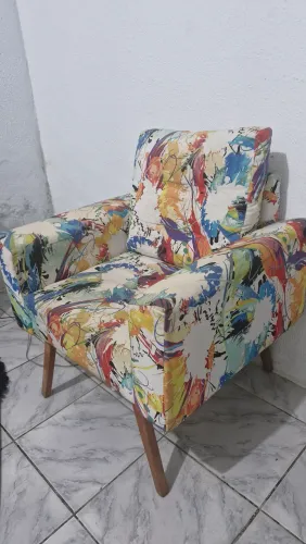 Duas poltronas 380$ cada