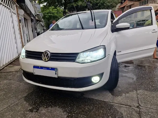 Volkswagen Fox 1.0 MI Total Flex 8V 3P 2011