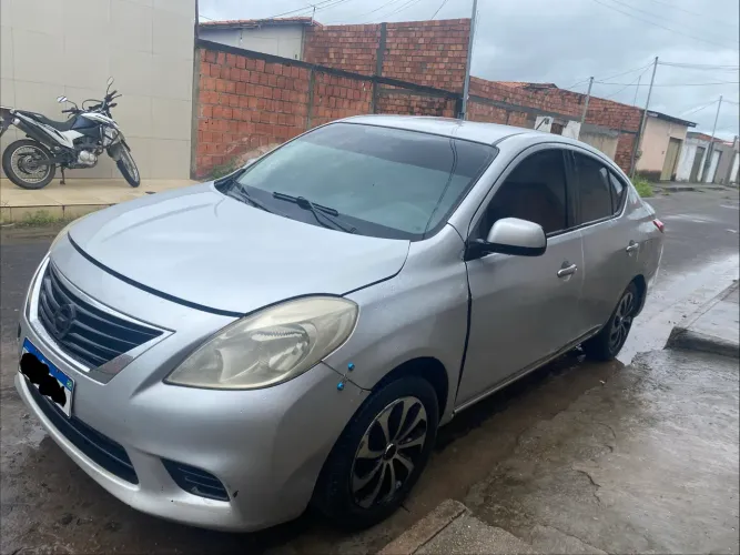 Nissan Versa SV 1.6 16V Flex Fuel 4P Mec. 2012