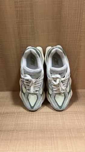 Tênis New balance original 9060 usado 2x