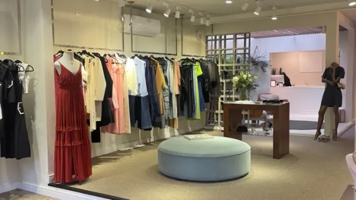 Boutique de Moda Feminina à Venda 