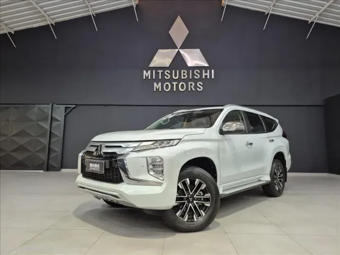 Mitsubishi Pajero Sport HPE 2.5 4X4 Diesel Aut. 2024
