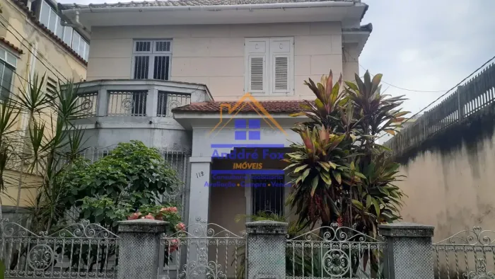 Grajaú, Rio de Janeiro - RJ, casa duplex, 5 quartos, varanda, 140 m², construção anexa, qu
