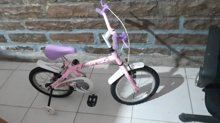 Bicicleta aro 16.