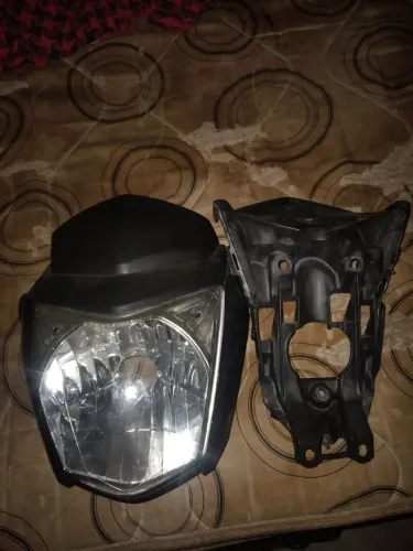 Frente da fan 150 com Aranha