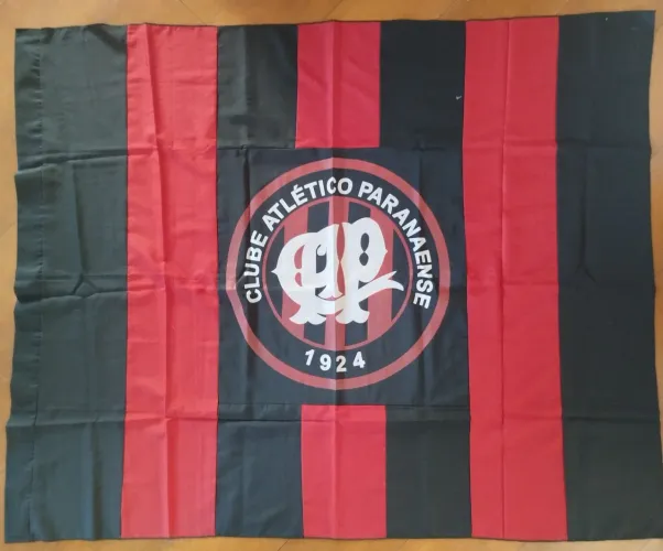Bandeira Athletico Paranaense 108x148