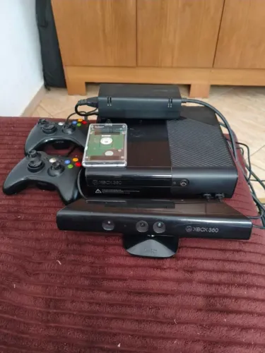 Xbox 360 super Slim Desbloqueado 80 jogos