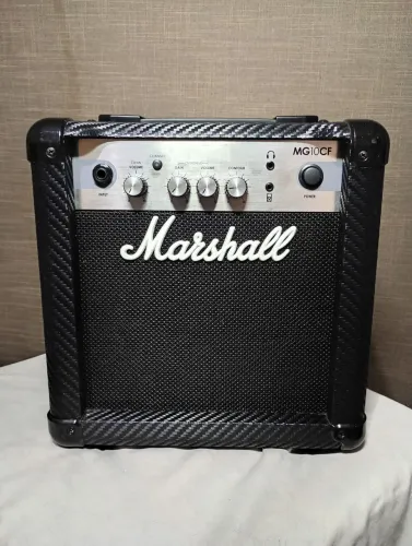 Amplificador Guitarra Marshall MG10CF