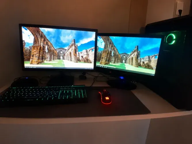 PC Gamer - AMD