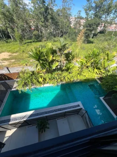 Casa moderna de alto padrão com vista privilegiada e excelente acabamento no condomínio re