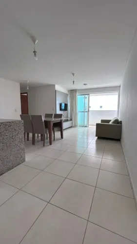 Apartamento mobiliado no Bessa para alugar com vista para o mar.