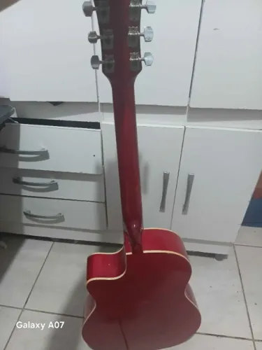  Vendo violão vermelho usado, LEIA A DESCRIÇÂO.