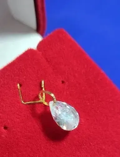 Pingente Gota Zircônia Ouro 18 Kilates Peso 4.00 Grama 18 mm Branco, Rosa ou Champanhe