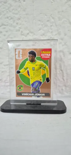 Figurinha Legend Vinicius Jr Bronze 2026 com expositor
