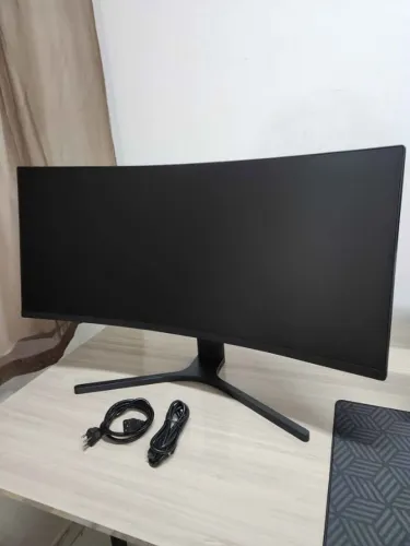 COM DEFEITO - Xiaomi Mi Curved Gaming Monitor 34? Ultrawide
