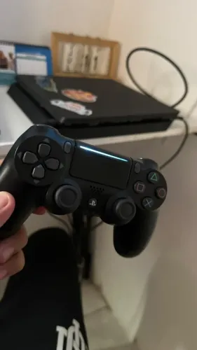 PlayStation 4 - PS4