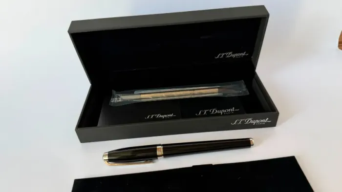 Caneta S.T. Dupont Olympio Medium Roller Ball - Black Lacquer & Palladium - Ref. 452403N