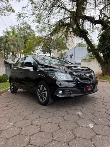 Chevrolet Onix Hatch LTZ 1.4 8V Flex Power Mec. 4P 2015