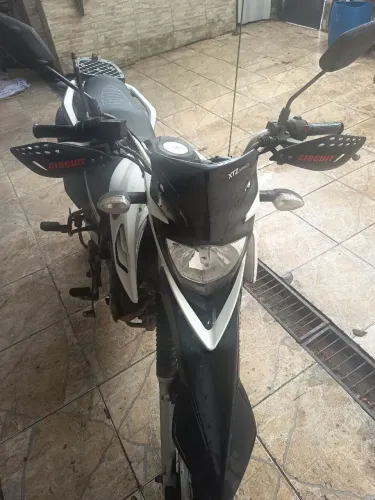 Vendo moto crosser