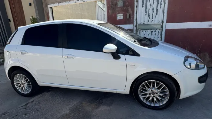 Fiat Punto Essence Dualogic 1.6 Flex 16V 5P 2013