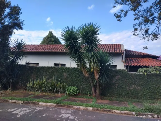 Casa com 3 dormitórios à venda, 224 m² por R$ 700.000 - Vila Santa Marta - Itapira/SP