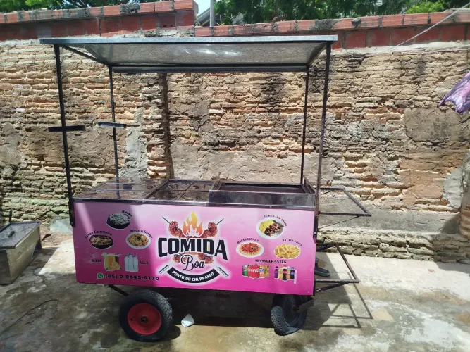 Carrinho de merenda e churrasco a venda