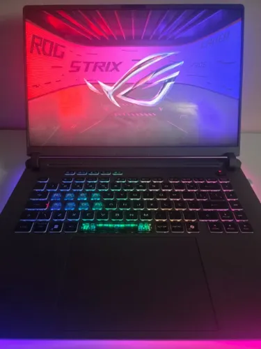 Notebook Gamer Asus Rog Strix G16 RTX 5070 Core I9 14900HX 32GB 1TB SSD W11 16p 240Hz FHD
