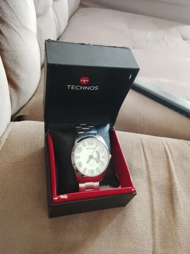 Relógio technos