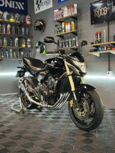CB 600 Hornet