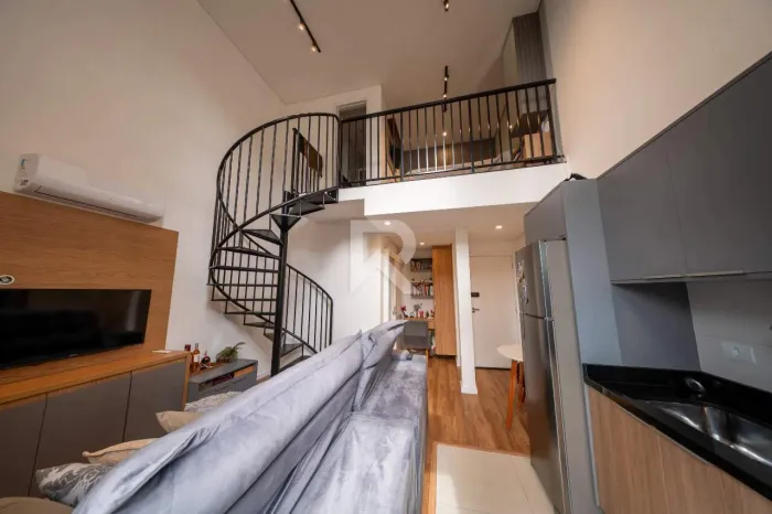 Apartamento Loft Semi Mobiliado com 1 quarto, 38m2 e 1 Vaga para Locação - Ecoville - Curi