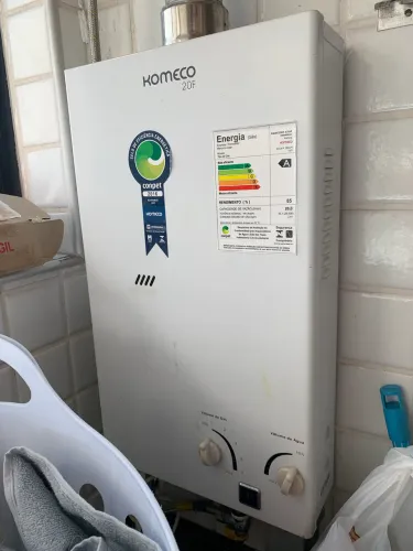 Aquecedor a gás GLP Komeco 20F litros