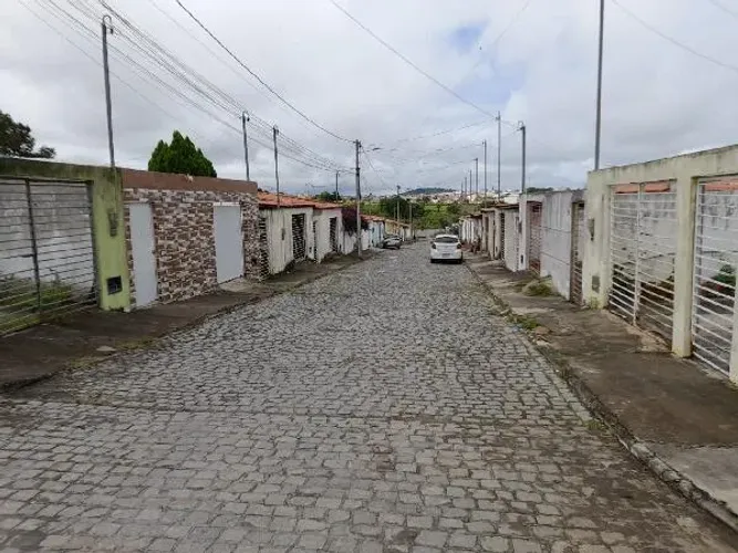 Oferta promissora  Casa no Alto do Recreio, Serrinha - BA, Nº 15, 2 quartos, 1 vaga, 142,3