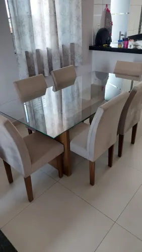 Mesa de vidro 6 cadeiras