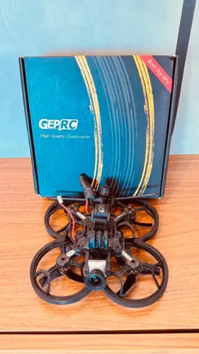 cinelog 25 com caddx polar + 4 baterias 4s 850mha novas + go pro naked 10