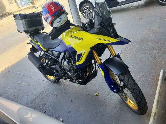 Suzuki vestrom 800 DR