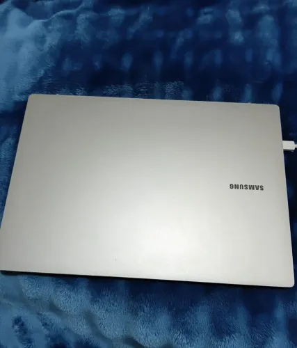 Vendo notebook 