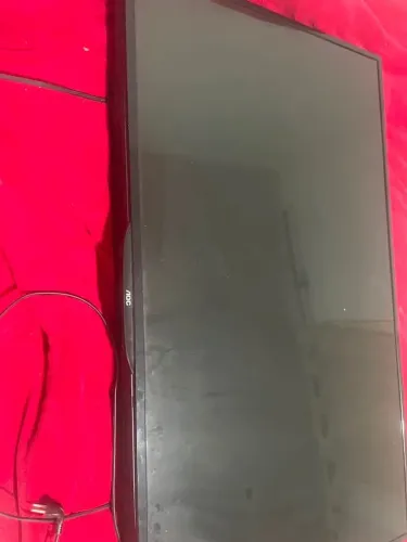 Vendo tv de 43 polegadas! eu não entrego tem que buscar no local! A tv não e SMART!!!
