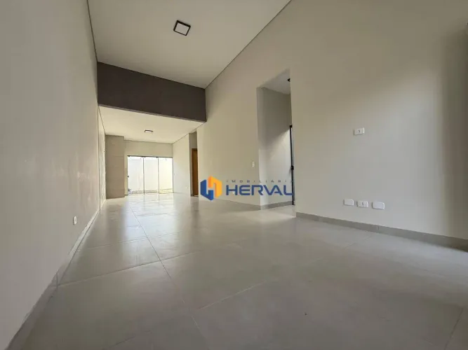 Casa com 3 quartos à venda, 100 m² por R$ 650.000 - Jardim Araucária - Maringá/PR